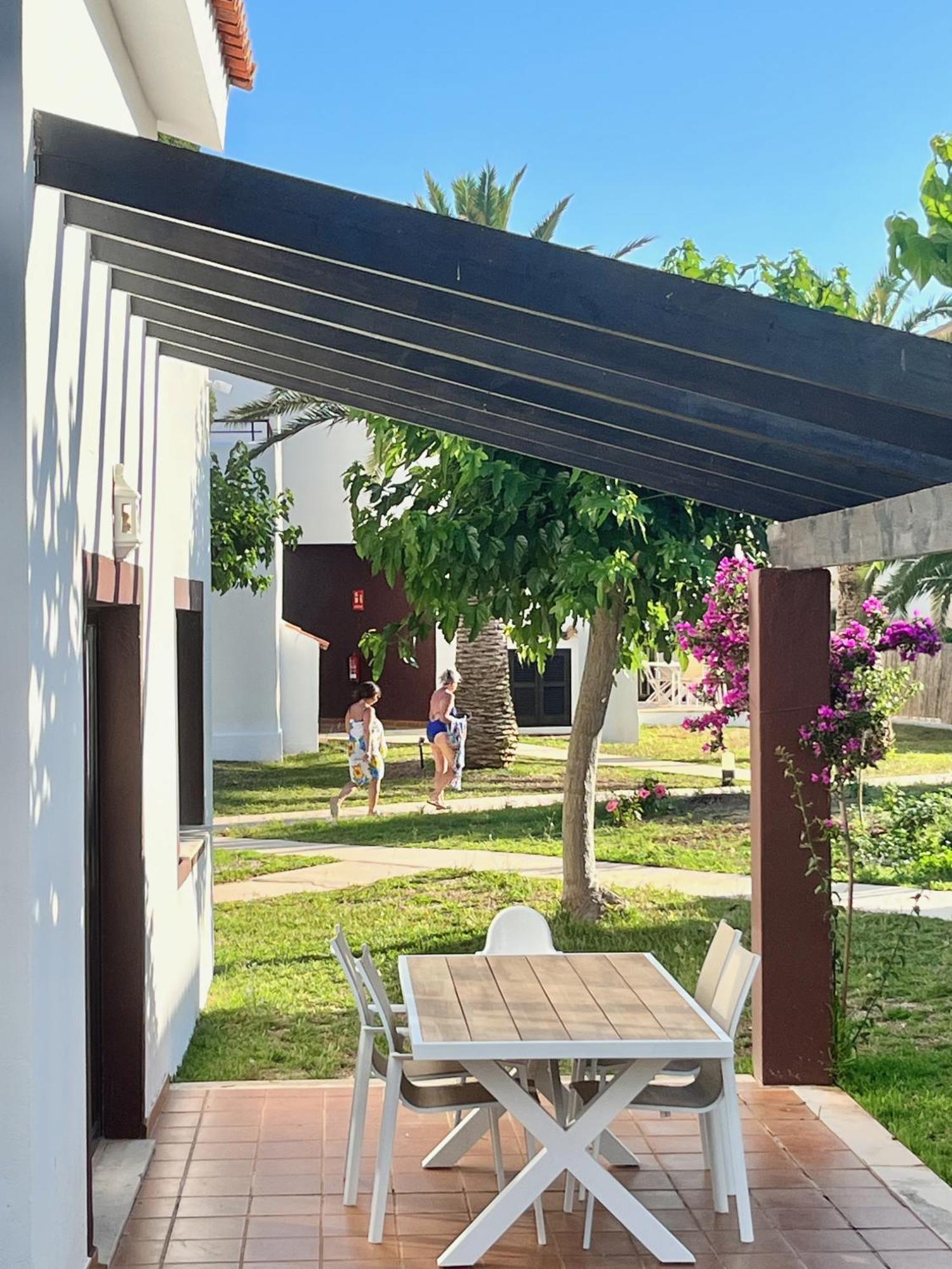 Nuramar Aparthotel Cala'N Bosch  Exterior foto